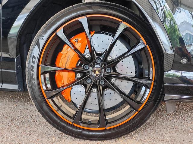 AKRAPOVIC 2021 Lamborghini URUS 4.0 READY STOCK - 4