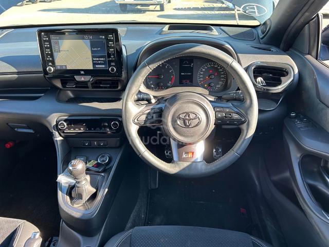 2021 Toyota YARIS 1.6 GR (M) - 3