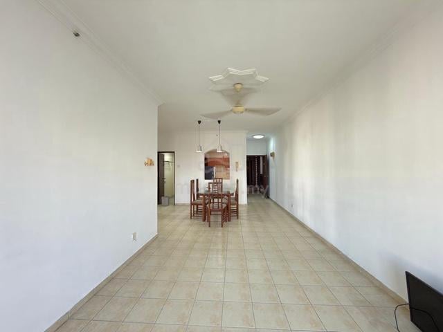 Prima Regency 1