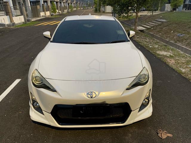 2013 Toyota 86 2.0 ZN6 (A) number 86 owner - 2