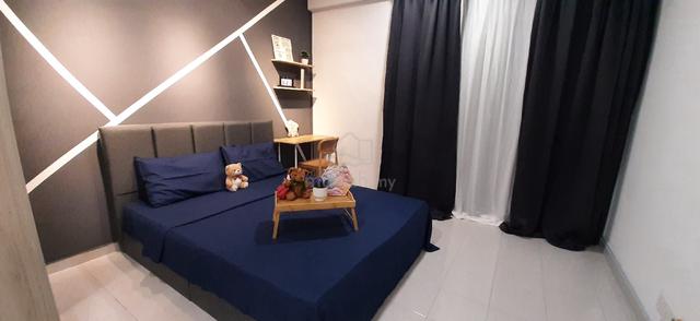 Hot Rental Deal @ Bukit Jalil | Room with Own Balcony 1