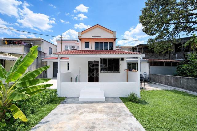 Fully Extended Double Storey Taman Melawati Jalan J KL 1