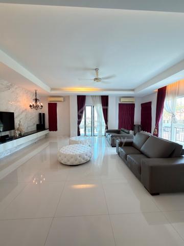 4 storey bangalow Hilltop Villa Residence Batu Feringgi seaview 1