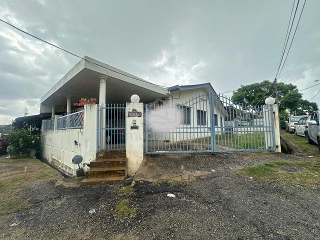Single storey terrace corner Bukit Bendera 1