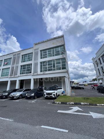 3 STOREY CORNER SHOPLOT FOR SALE At AIMAN MALL SAMARAHAN SARAWAK 1