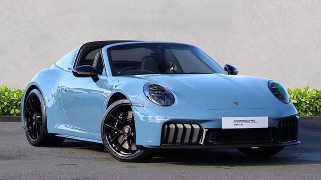 3900km 2024 Porsche 911 Targa 4 GTS 3.6 PDK - 1