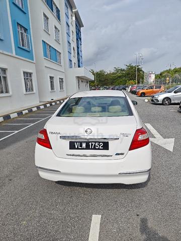 2011 Nissan TEANA 2.5 250 XV PREMIUM J32 (A) - 4