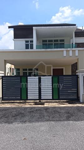 Senawang Perdana Bungalow 6 Rooms 4 Bathroom For Rent 1