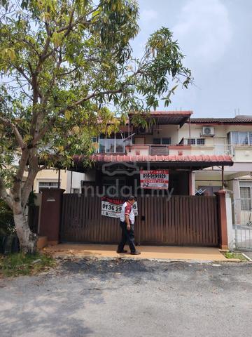 Teres 2 tingkat di jalan Bukit semenyeh 6, Semenyeh 1