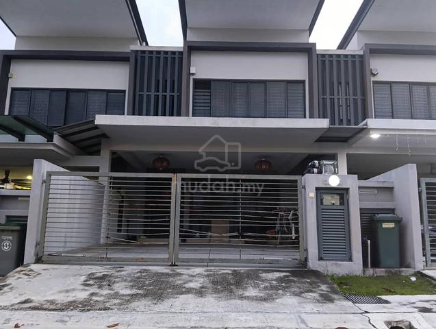 Kajang East Precinct 1 @ Semenyih Furnished 2 Storey House 22x80sqft 1