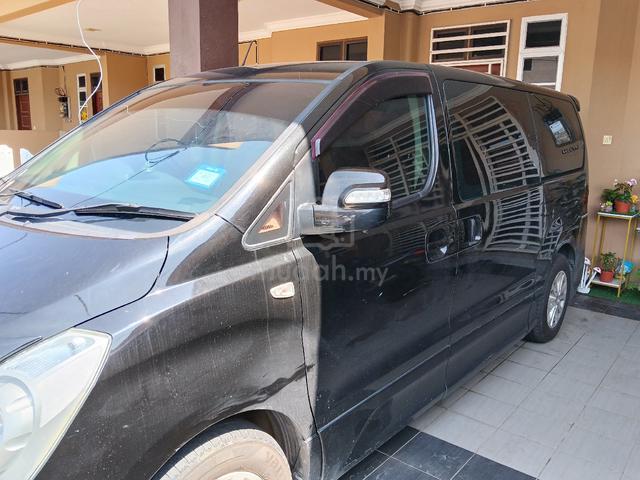 2012 Hyundai GRAND STAREX 2.5 ROYALE (A) - 3