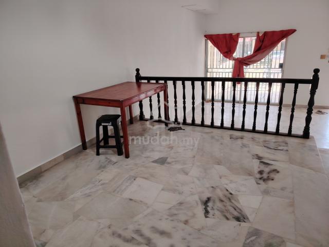 Freehold‼️ 永久地契‼️ 2 Storey House (18X65Sf ) Taman University Indah 1