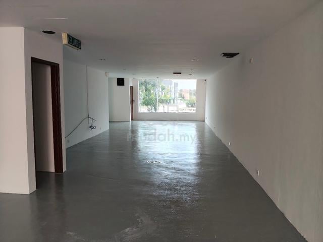 FACING Main ROAD, Shop Lot, New PAINT~ McD, NSK, Pasar Borong, SK/SMK 1