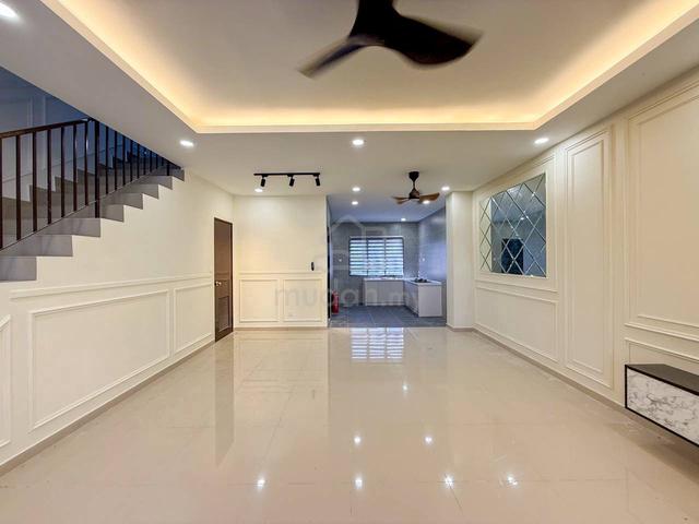 RENOVATED BARU MURAH 2 Storey Taman Semarak Warisan Sepang 1