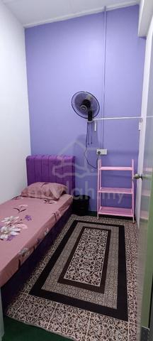 bilik sewa perempuan Tmn pelangi indah ulu tiram single room  1