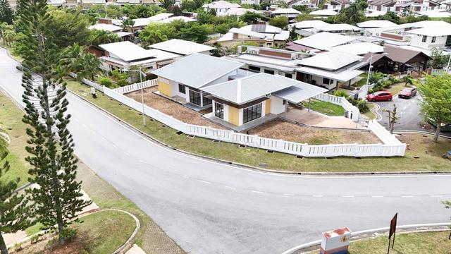[CORNER UNIT]1 Storey Bungalow, Enstek Timur, Negeri Sembilan 1