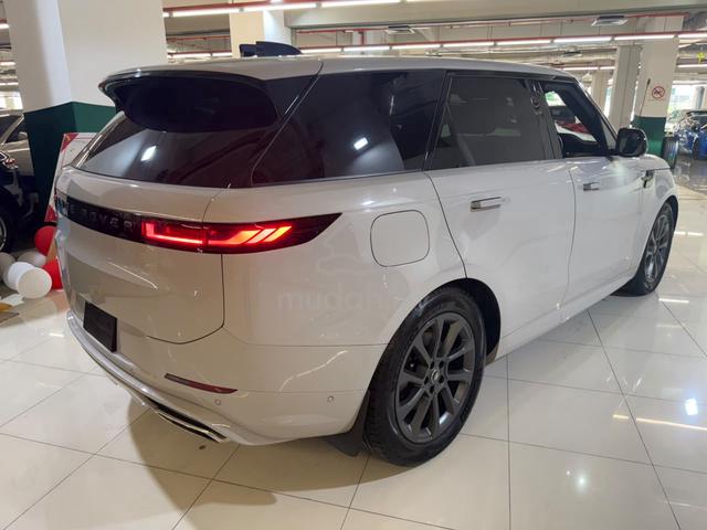 2024 Land Rover Range Rover Sport Dynamic Se P400 - 2