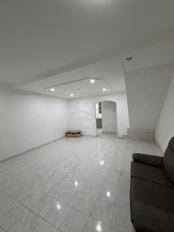 Taman Tamby Chik Karim Double Storey Terrace, Batu Berendam 1