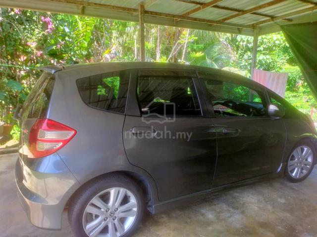 2010 Honda JAZZ 1.5 V (A) - 4