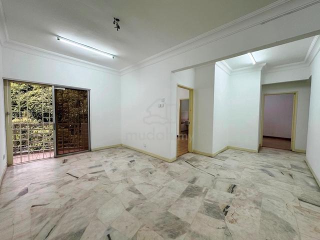 Pelangi Court 1