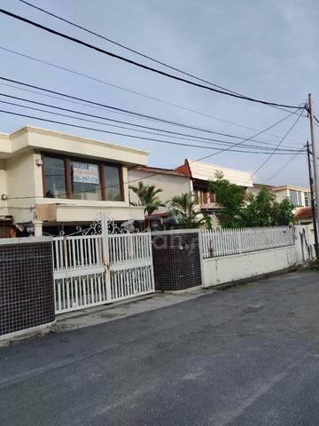 Commercial unit Bungalow To Let at Jln Masjid Negeri 1