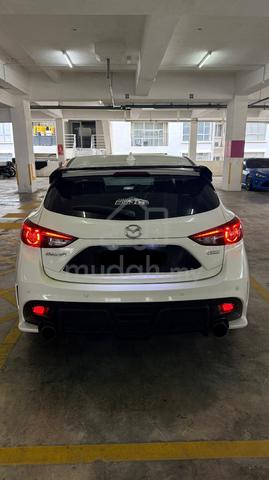 2015 Mazda 3 2.0 HATCHBACK SKYACTIV (CKD) (A) - 4