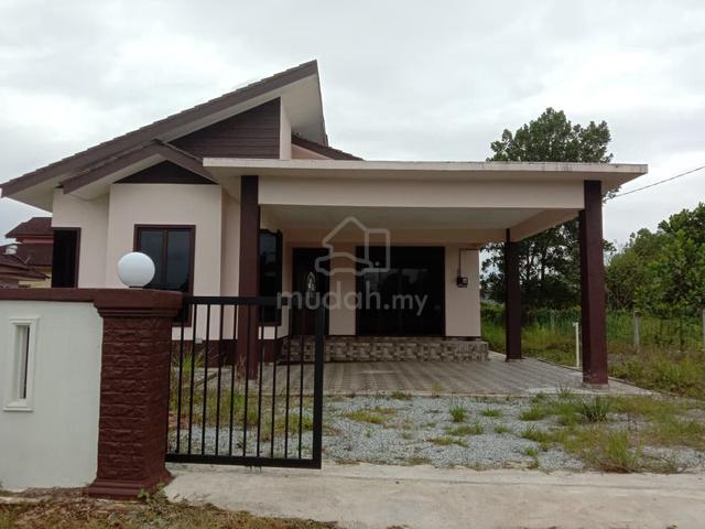 Rumah BANGLO 5 BILIK LUAS 2115SQFT DI KG ALOR LIMBAT, BUKIT PAYUNG 1