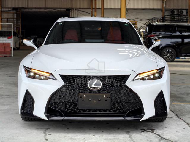 UNREG 2022 Lexus IS300 2.0 F-SPORT SUNROOF - 2