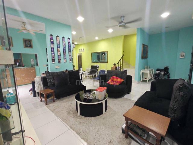 Taman Setia Tropika Double Storey Cluster Corner Renovate House Sales 1