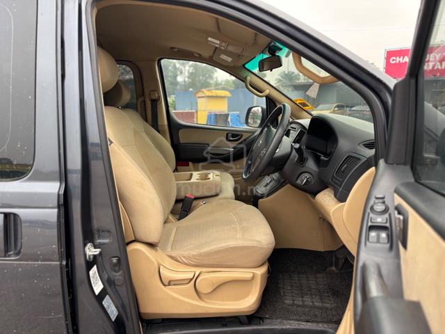 2018 Hyundai GRAND STAREX 2.5 ROYALE MY2014 - 3