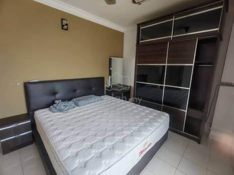Master bedroom for rent 1