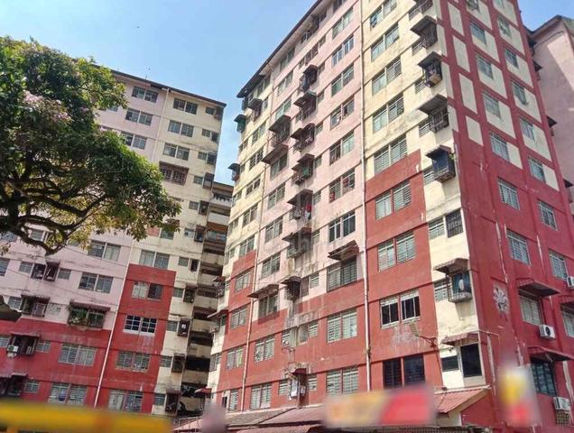 Desa Mentari Flat (Block 5) 1