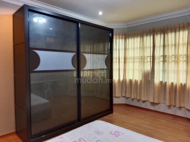 Room for rent at Interhill, Miri 1