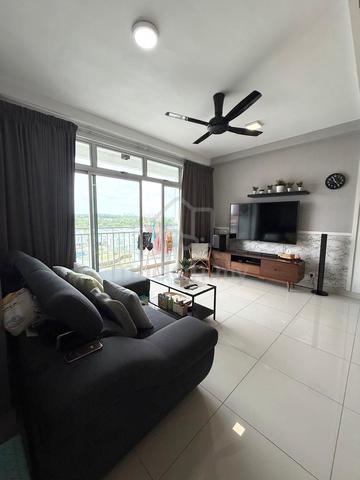 D'Lagoon Luxury Development By The Lake 1