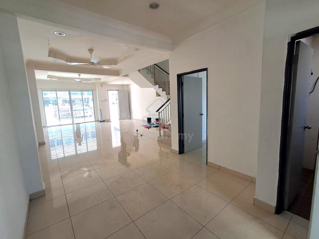 3-Storey Terrace House Taman Aman Permai Bangi Kajang 1