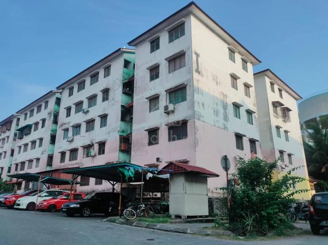Pangsapuri Baiduri (Bandar Tasik Kesuma) 1
