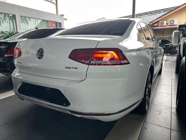 2019 Volkswagen PASSAT 1.8 TSI COMFORTLINE (CKD) - 5