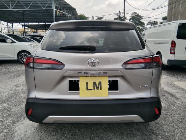 R /2022/ Toyota COROLLA CROSS 1.8 V (A) FSR - 4