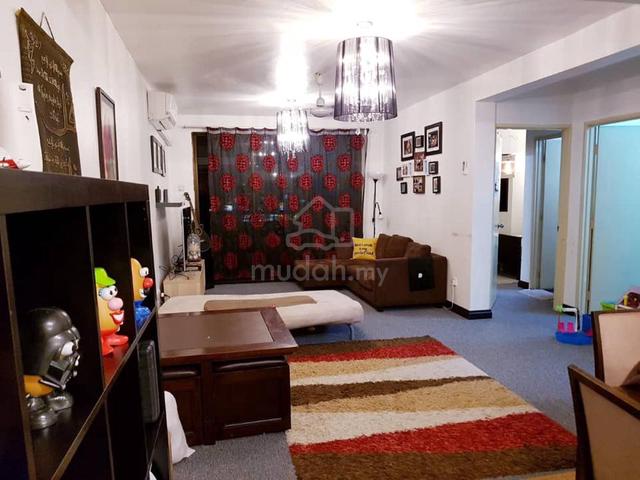 Putra Villa 1