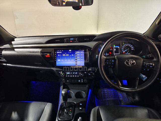 2021 Toyota Hilux 2.8 F/SERVICE F/SPEC LOW MILEAGE - 4