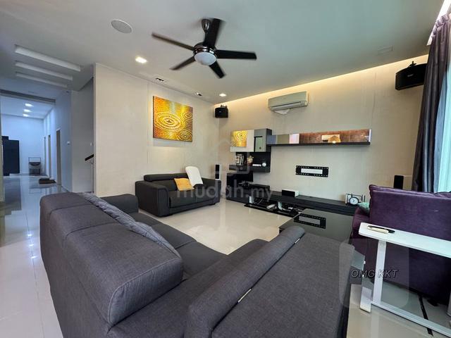 Bukit Raja Delmara 2.5 Storey Superlink Move In Condition Best Buy 1