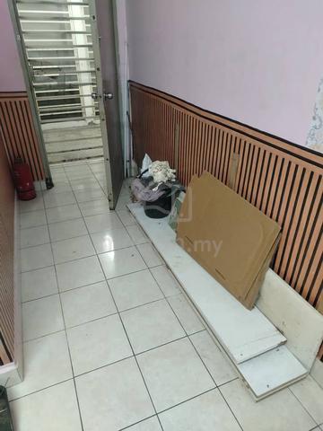 Putatan Platinum Apartment 1
