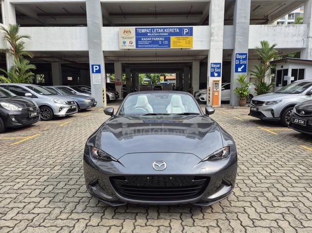 2021 mazda mx-5 2 door hardtop under warranty - 2