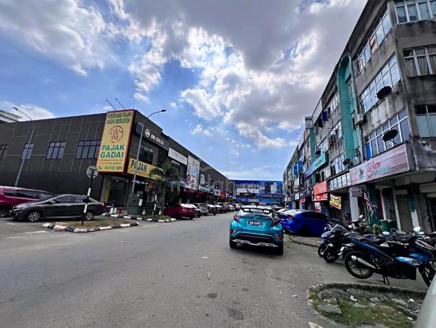 Jalan Makmur 25/64, Taman Sri Muda, Shah Alam (1ST - 3RD FLOOR) 1