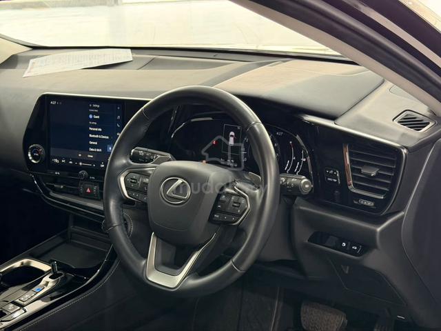 2024 Lexus NX250 2.5 SUNROOF Full Leather RDY UNIT - 4