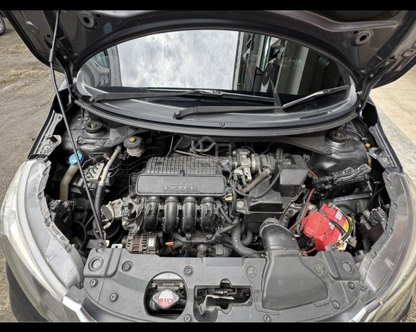 2017 Honda BR-V 1.5 V -- (A) - 5