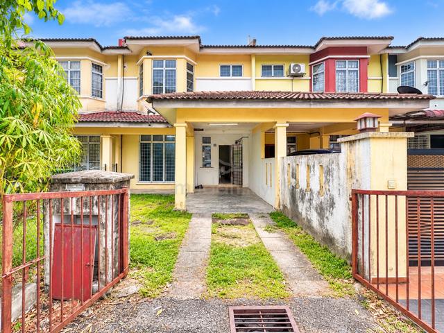 PALING MURAH 22’ x 70’  Taman Lestari Putra LEP 5 Double Storey House 1