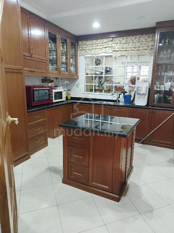 Double Story  End Lot , USJ 4 Subang Jaya  1