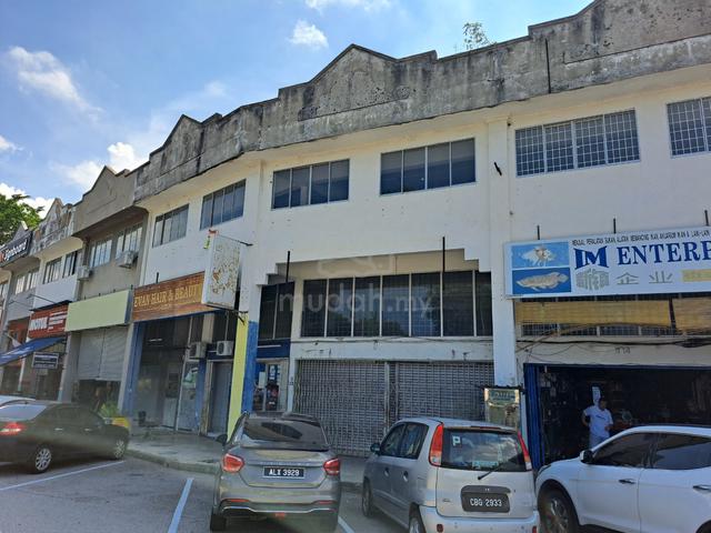 IM2 Indera Mahkota ADJOINING shops WIDE Frontage 1