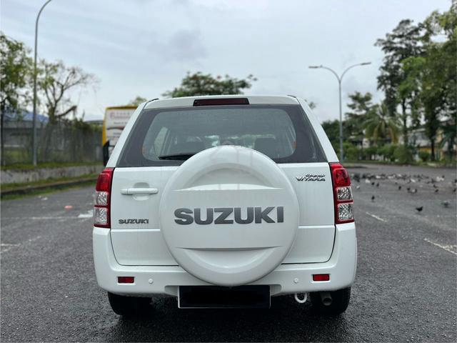 2010 Suzuki GRAND VITARA 2.0 FACELIFT (A)CAR KING - 3
